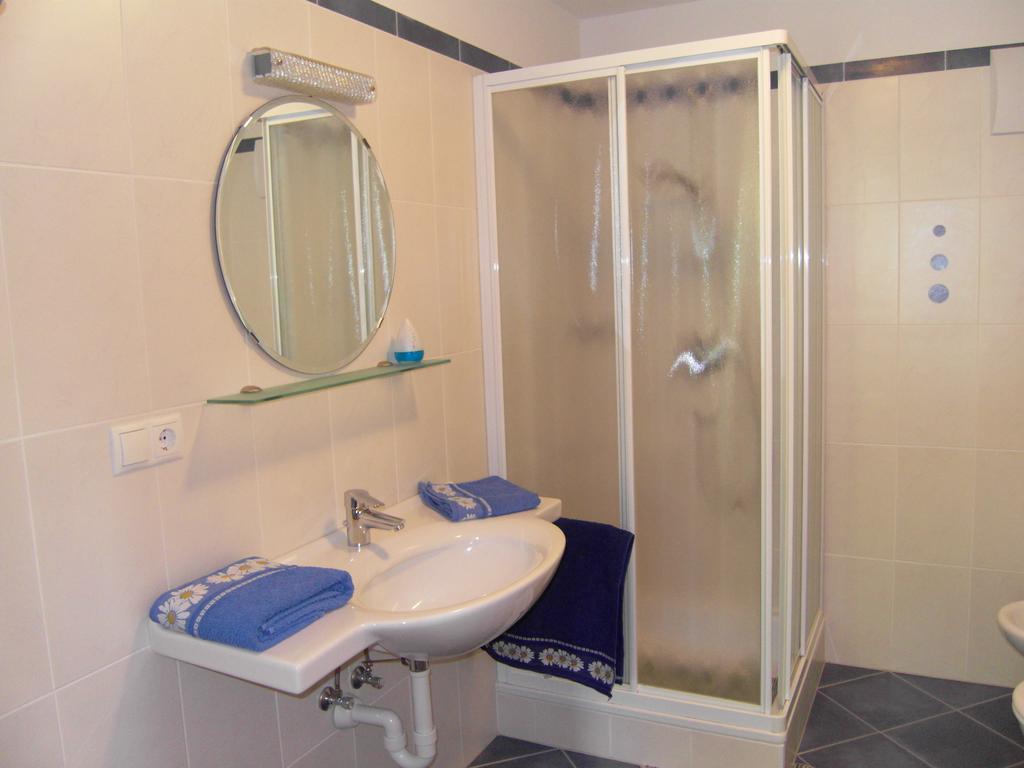Thalerhof Apartment *